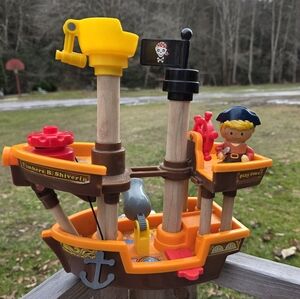 Playtown Timbers B Shiverin Pirate Ship Moveable Parts Ship On Wheels Pirate